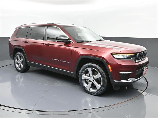 Used 2022 Jeep Grand Cherokee L Limited AWD/4WD image 2