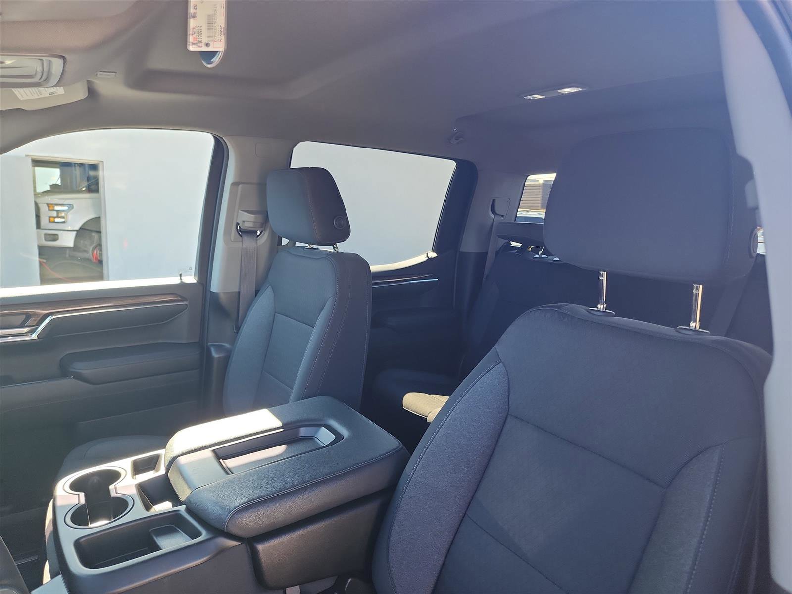 Used 2024 Chevrolet Silverado 1500 LT image 19