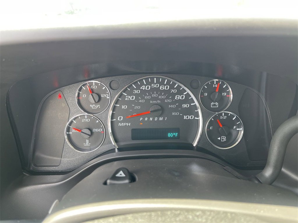 New 2025 Chevrolet Express 3500 Extended w/ Driver Convenience Package image 10