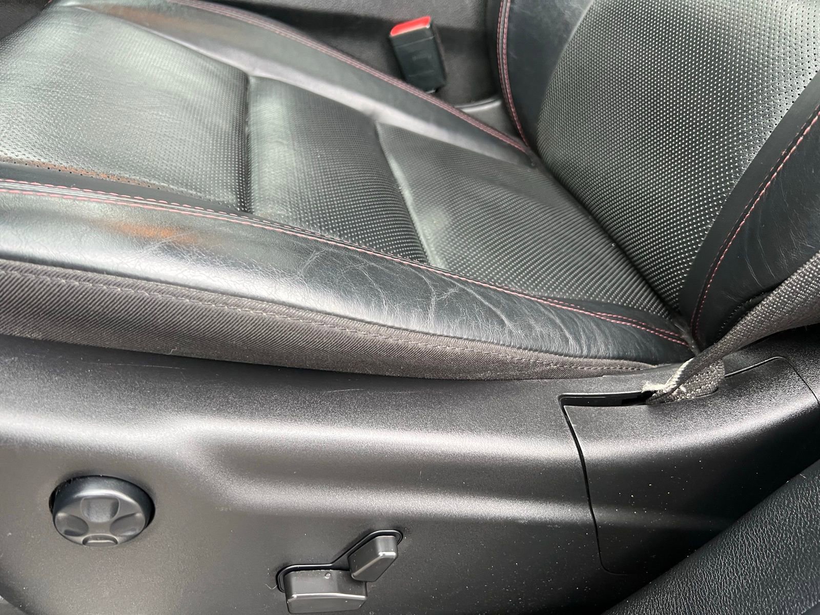 Used 2021 Dodge Durango R/T w/ SRT Interior Appearance Group image 22