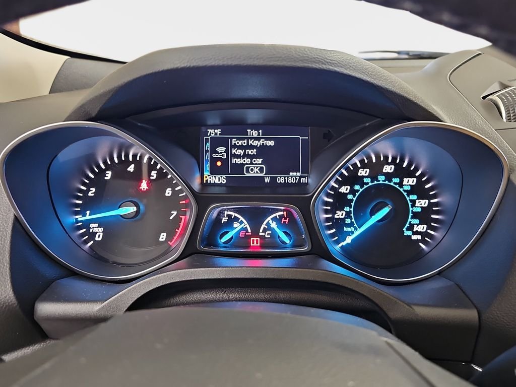 Used 2015 Ford Escape Titanium w/ Equipment Group 301A AWD/4WD image 21