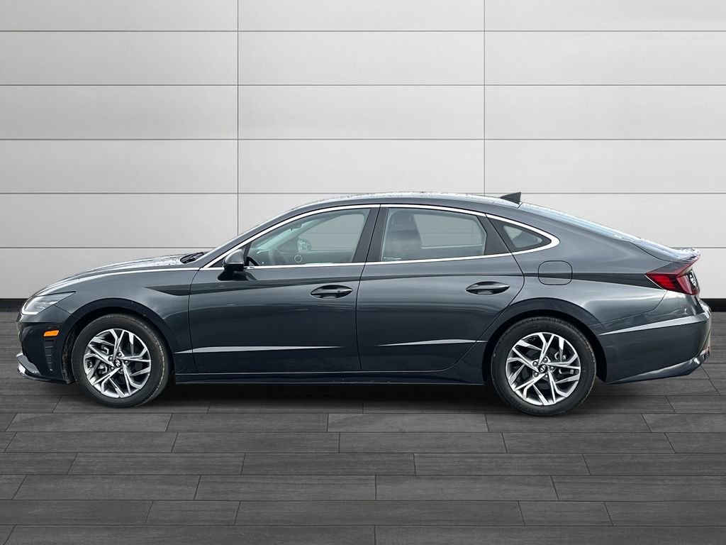 Used 2023 Hyundai Sonata SEL w/ Preferred Accessory Package image 6