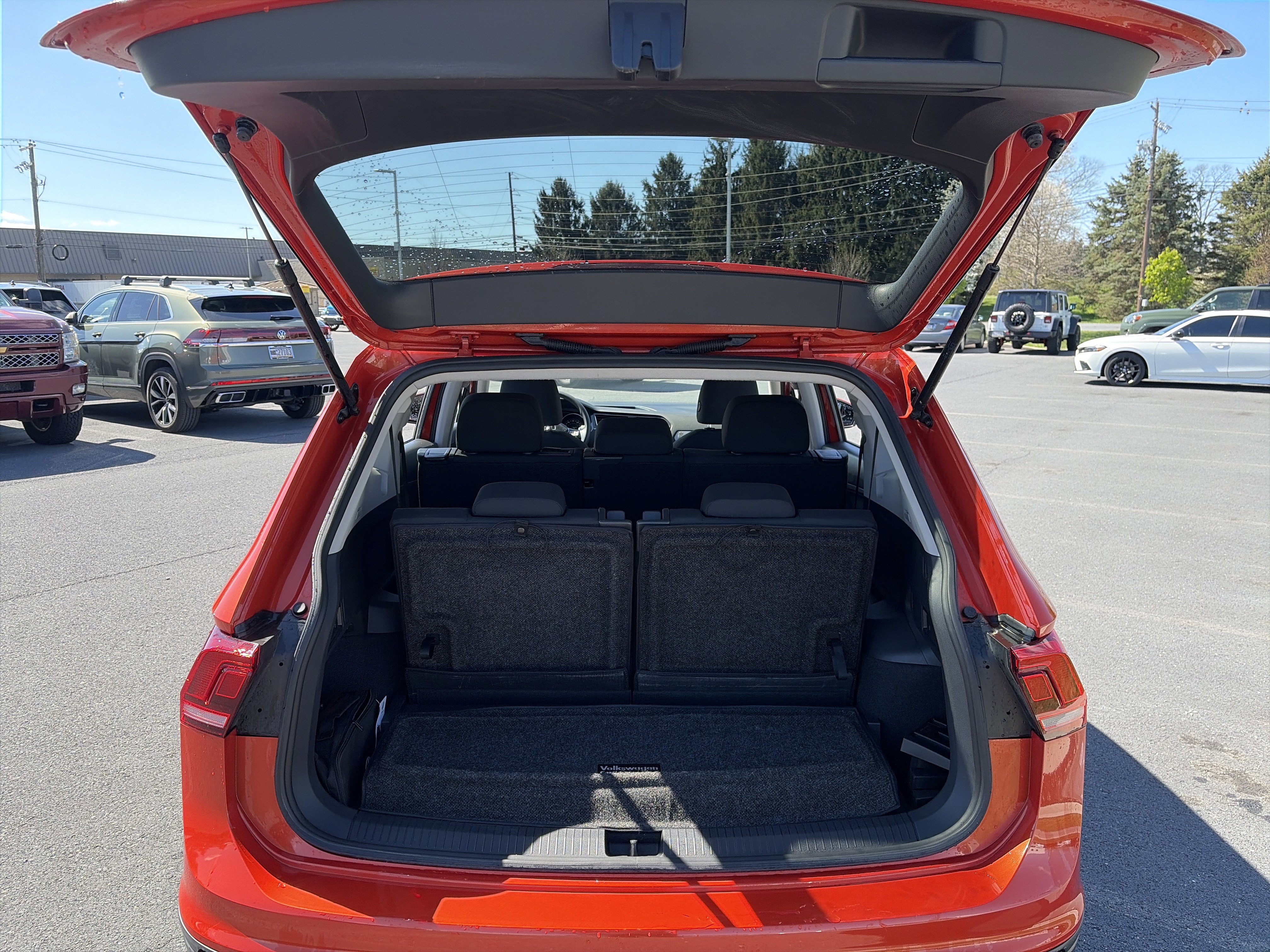 Used 2019 Volkswagen Tiguan S w/ 3rd Row Seat Package image 24