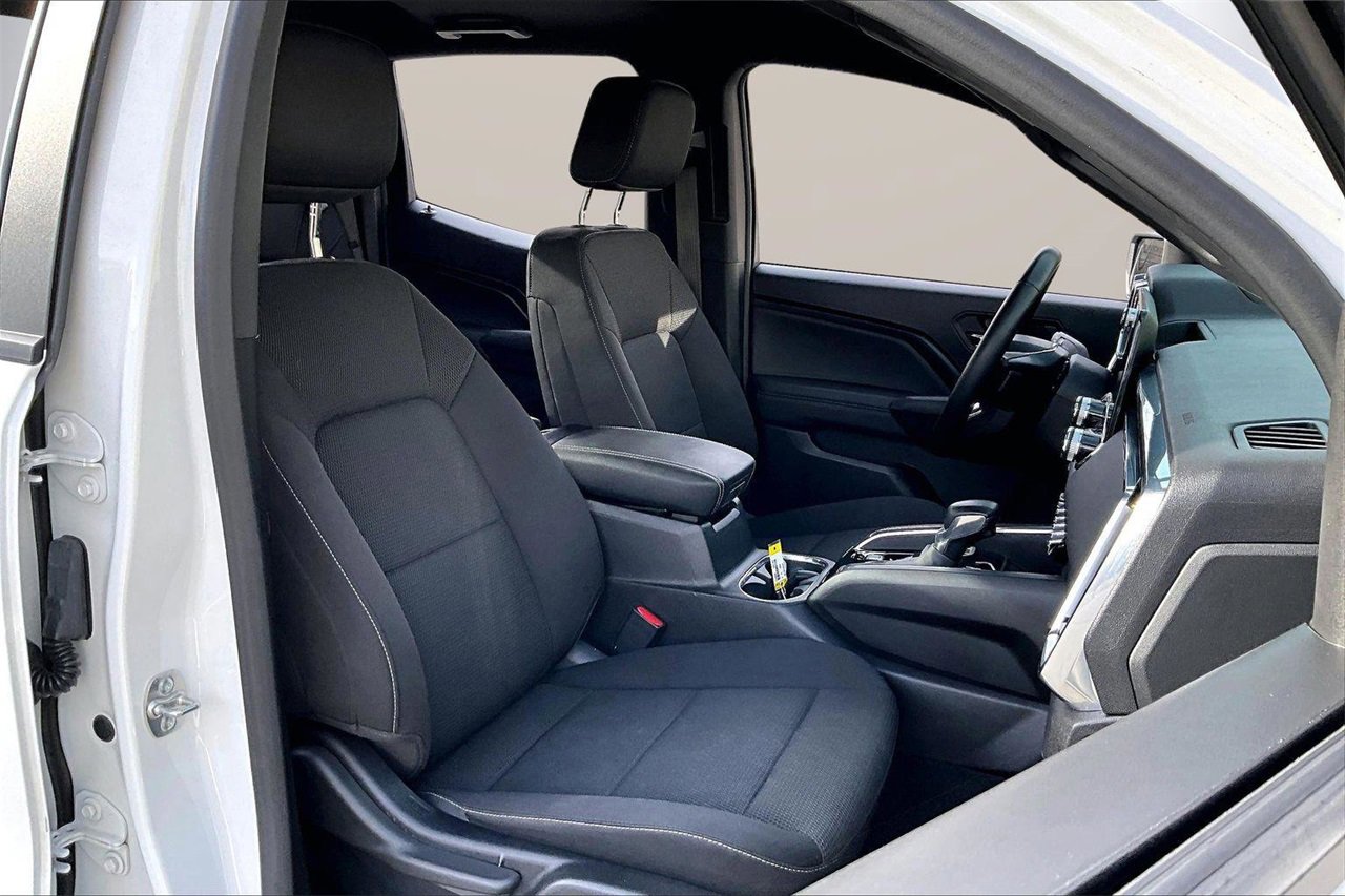 Used 2024 GMC Canyon Elevation w/ Trailering Package image 22