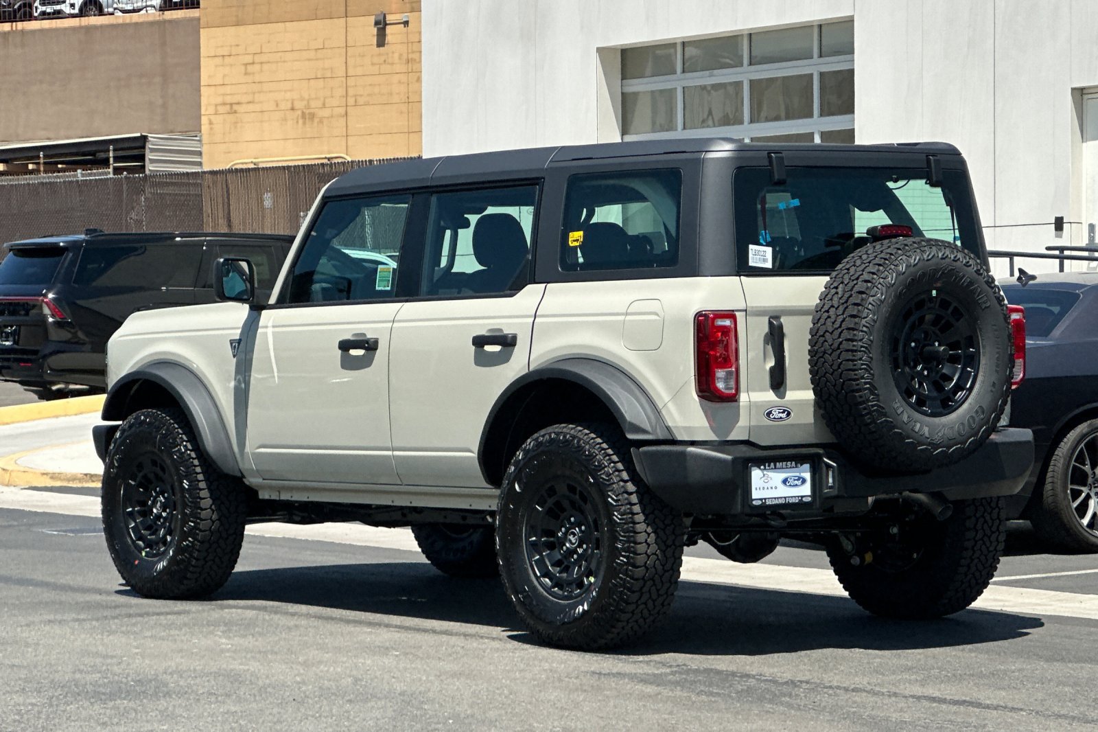 New 2026 Ford Bronco 4-Door w/ Sasquatch Package AWD/4WD image 5