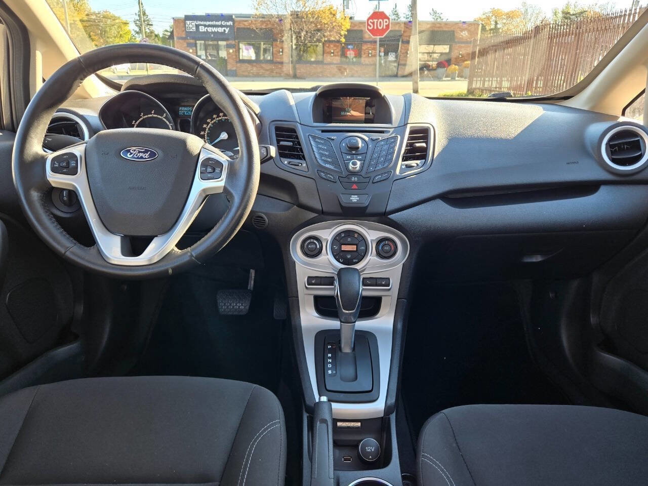 Used 2015 Ford Fiesta SE w/ Comfort Package image 15