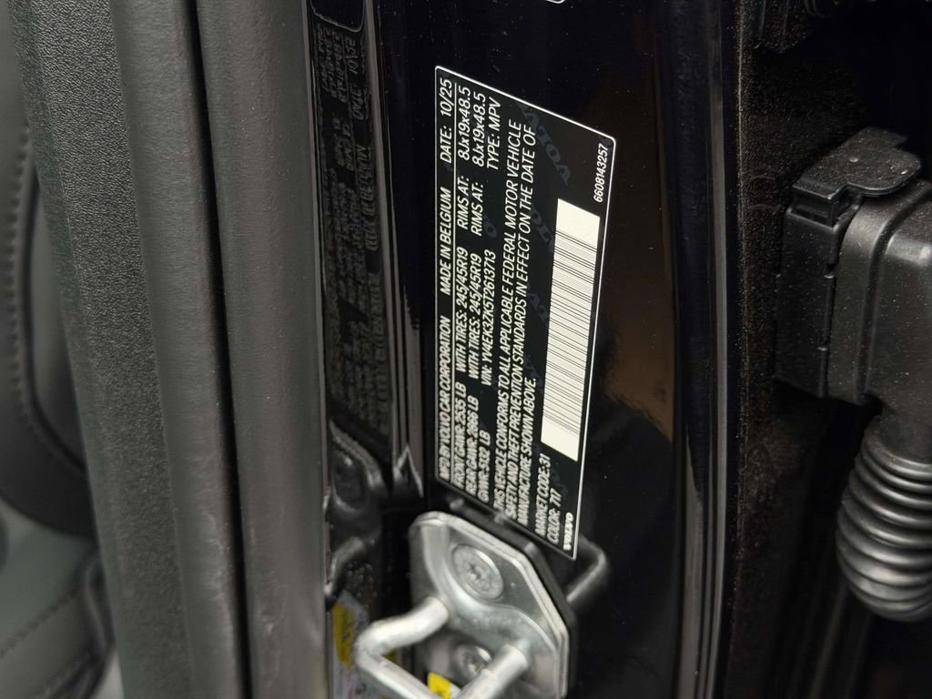 New 2026 Volvo EX30 Plus w/ Protection Package Premier image 24