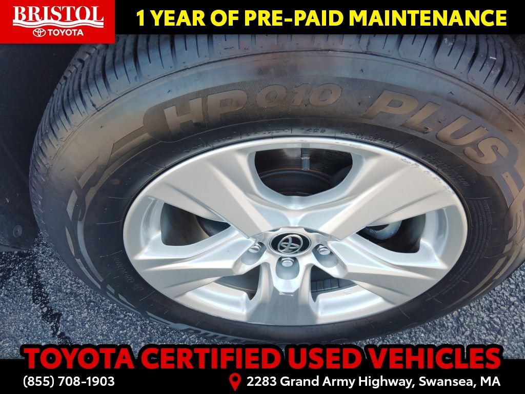 Certified 2021 Toyota RAV4 XLE w/ Convenience Package AWD/4WD image 9