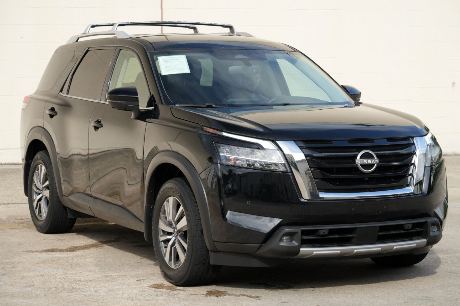 Used 2022 Nissan Pathfinder SL FWD image 52