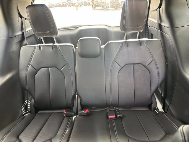 New 2027 Chrysler Pacifica LX FWD image 30