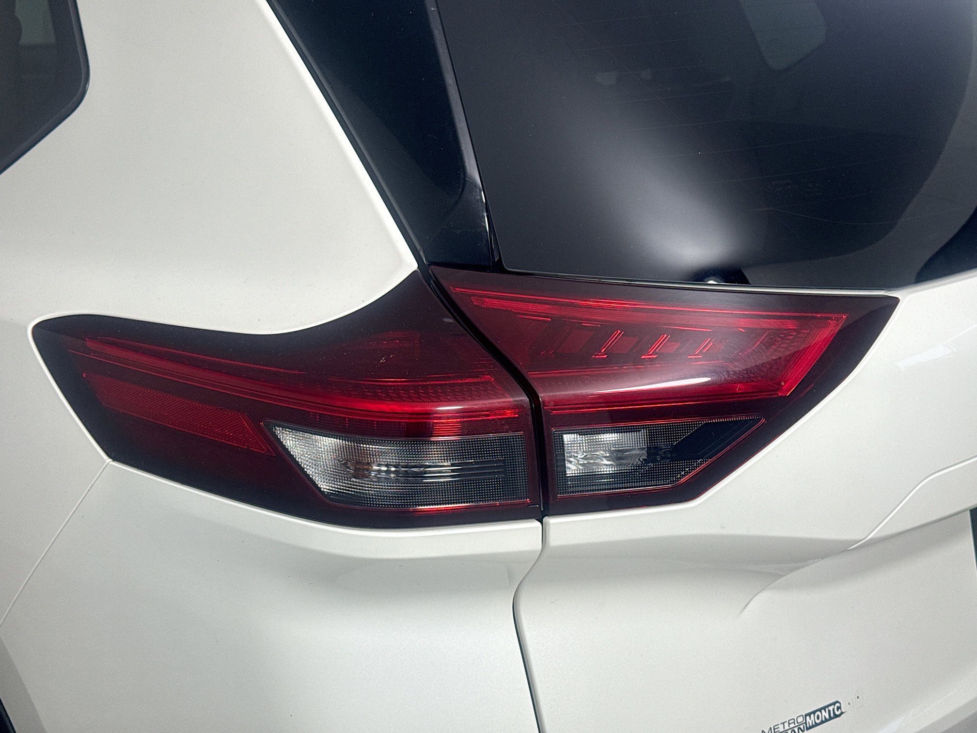 Used 2022 Nissan Rogue Platinum w/ Head-Up Display Package image 36