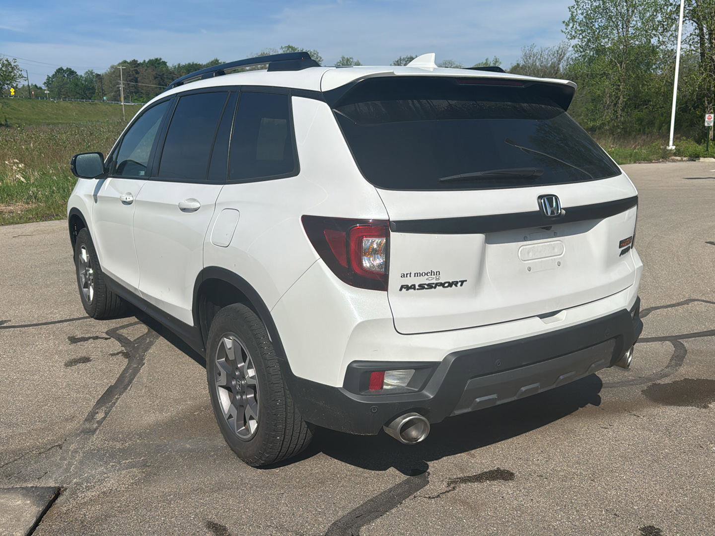 Used 2023 Honda Passport TrailSport image 3