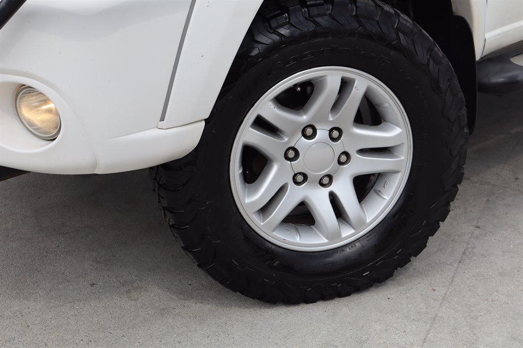 Used 2004 Toyota Tundra Limited RWD image 16