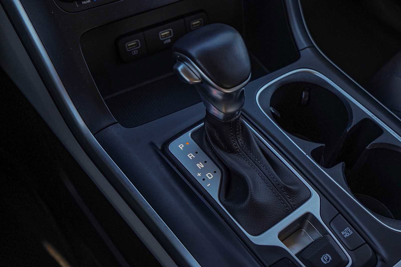 Certified 2024 Kia Carnival LX image 20