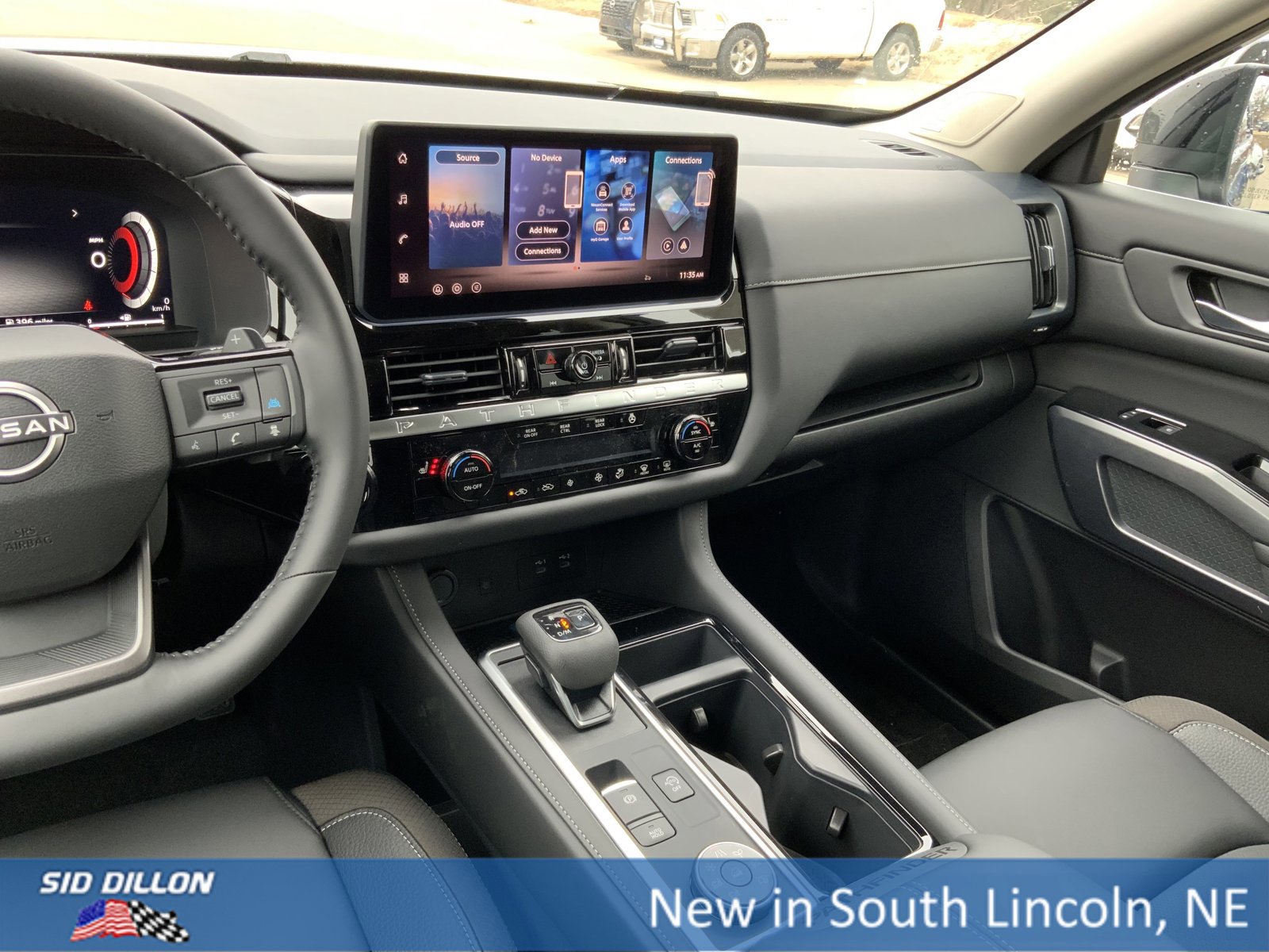 New 2026 Nissan Pathfinder SL w/ SL Premium Package image 7