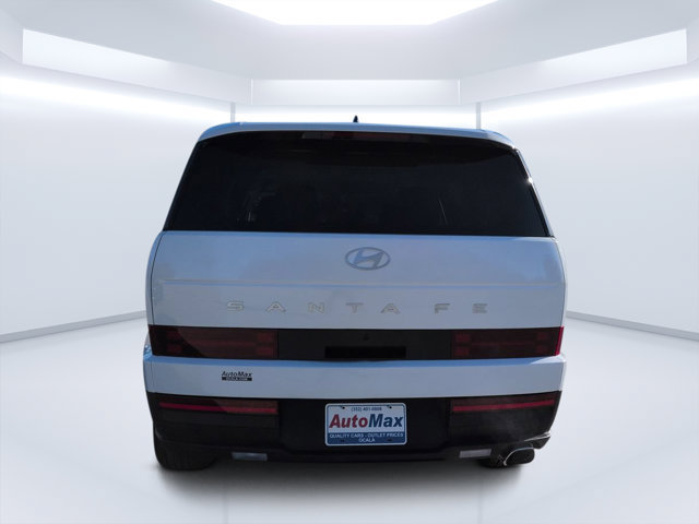 Used 2026 Hyundai Santa Fe SE FWD image 4