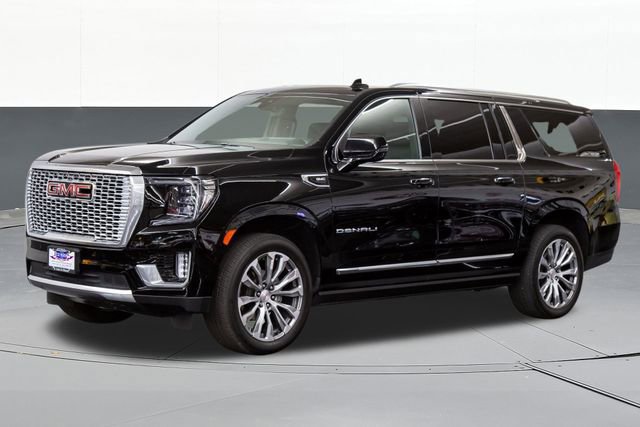 Used 2022 GMC Yukon XL Denali video 1