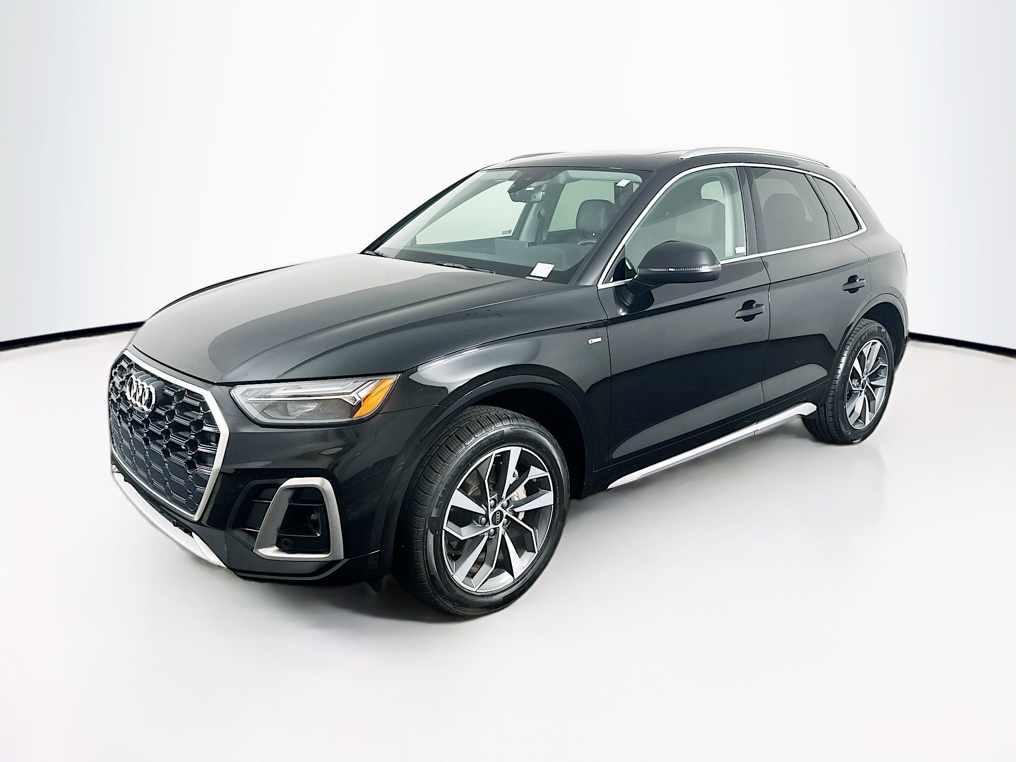 Used 2024 Audi Q5 2.0T Premium Plus AWD/4WD image 3