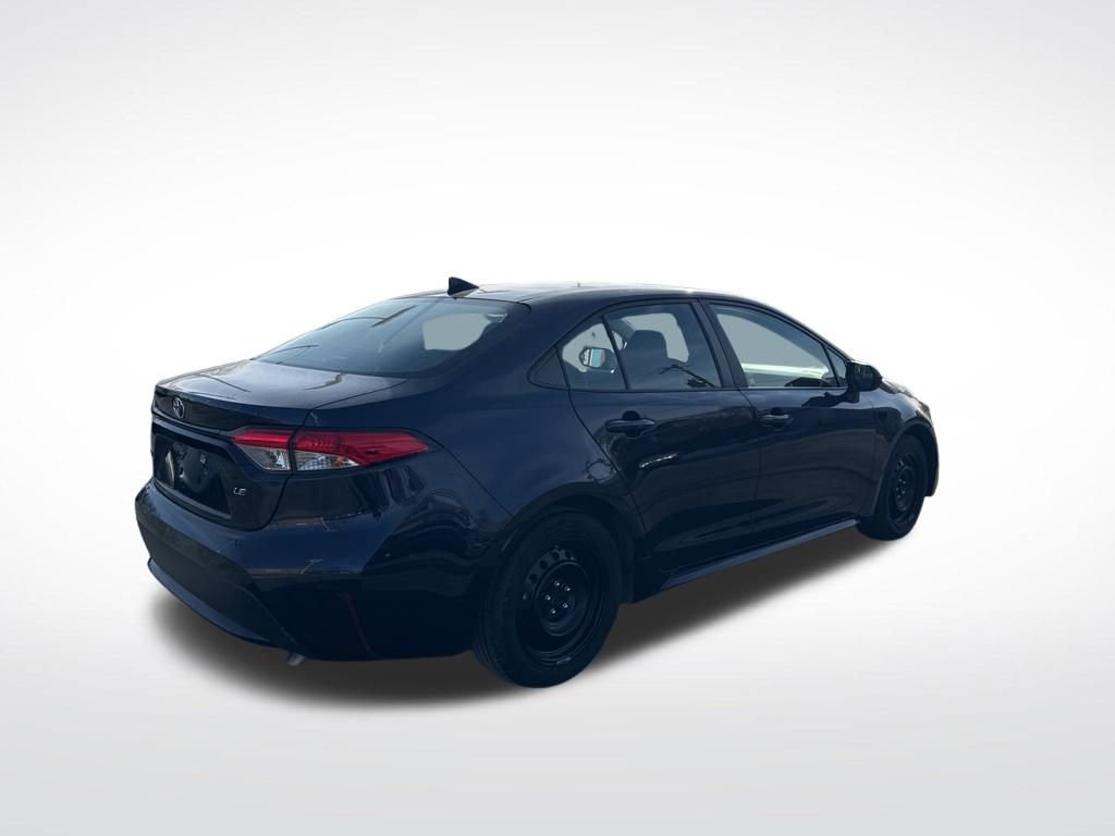 Certified 2022 Toyota Corolla LE image 5