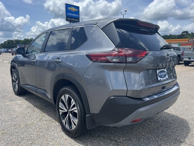 Used 2023 Nissan Rogue SV image 5