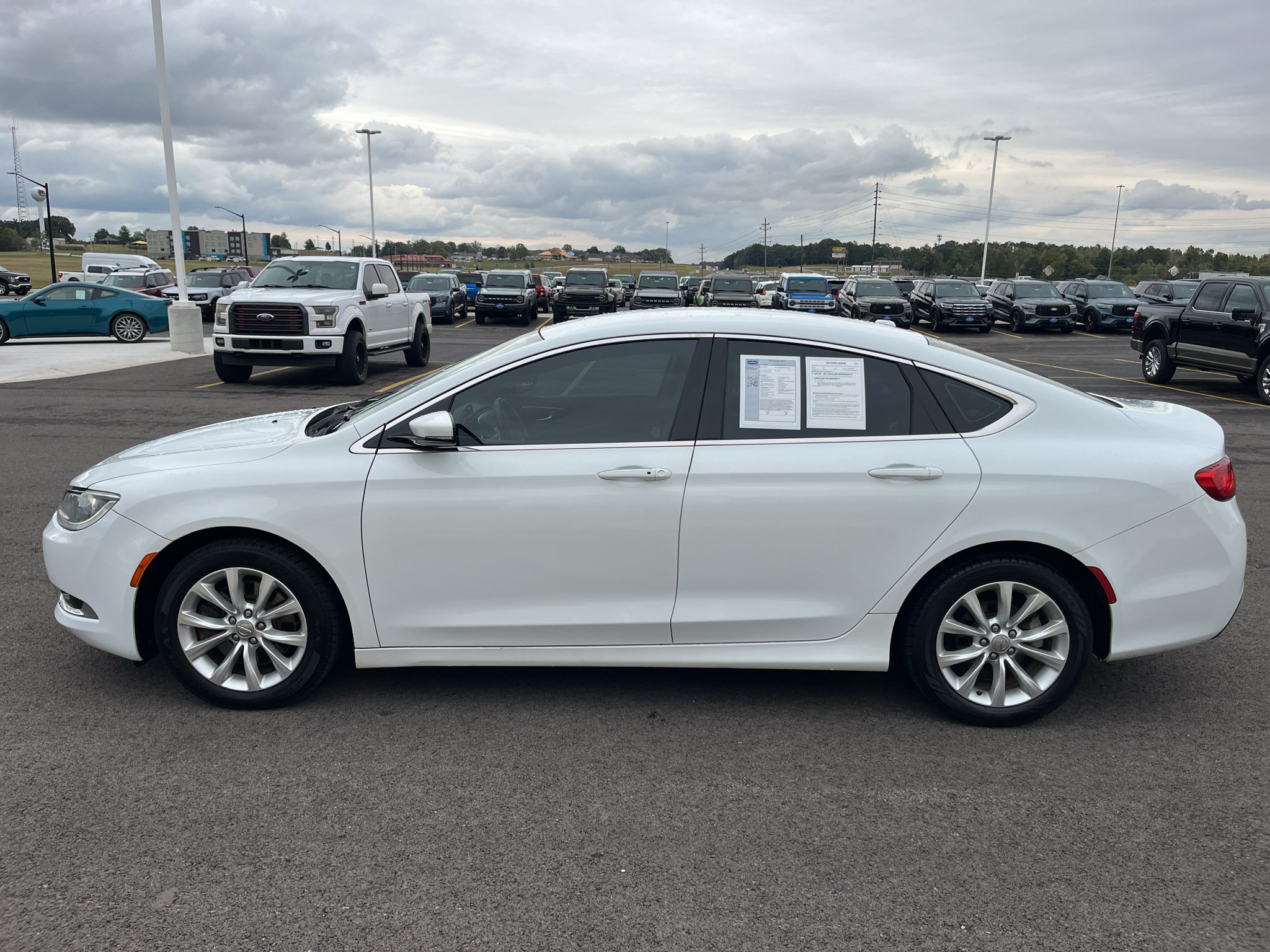 Used 2015 Chrysler 200 C FWD image 8