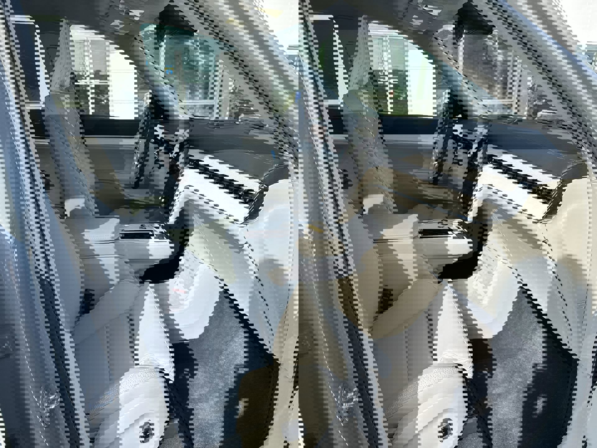 New 2025 Volvo EX90 Ultra image 26