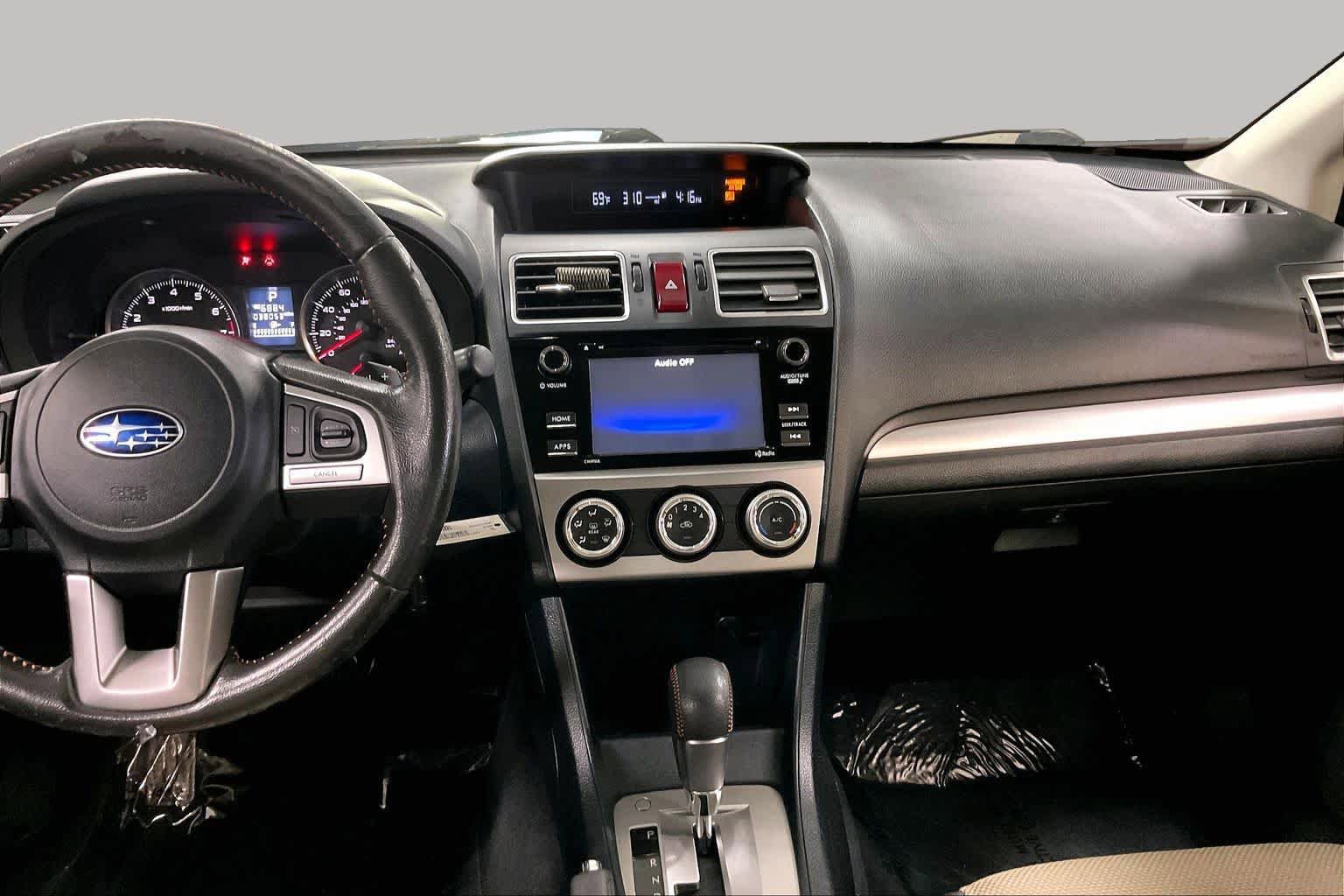 Used 2016 Subaru Crosstrek 2.0i Premium AWD/4WD image 7