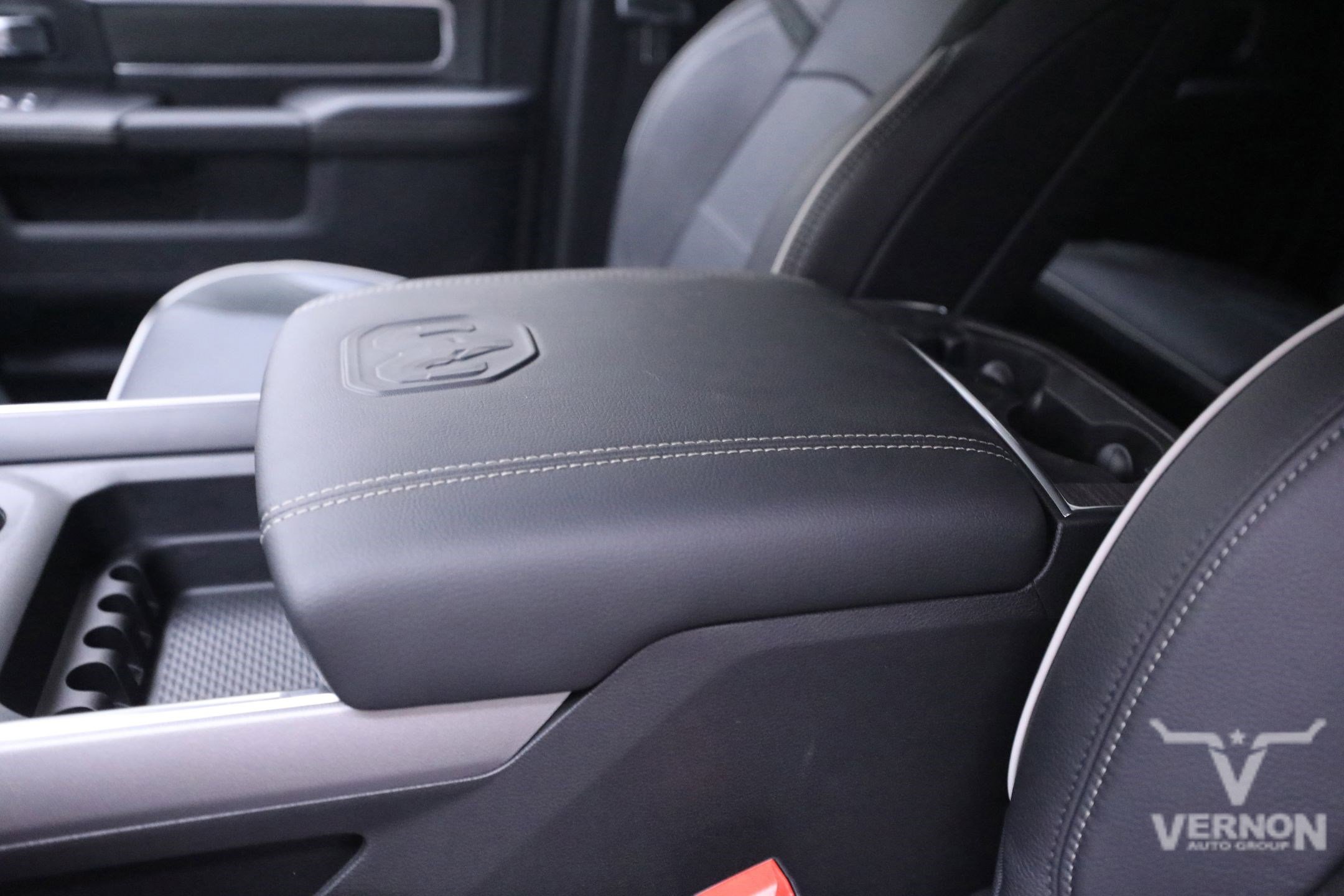 New 2025 RAM 3500 Laramie image 28