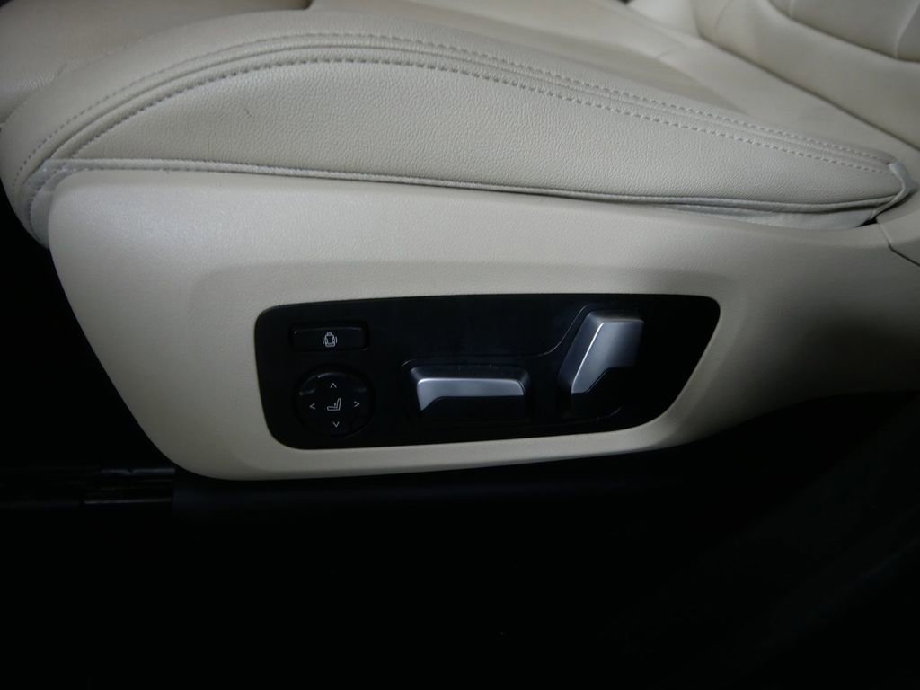 Used 2020 BMW X3 xDrive30i w/ Convenience Package image 16