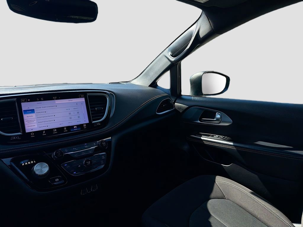 Used 2021 Chrysler Pacifica Touring w/ S Appearance Package image 24