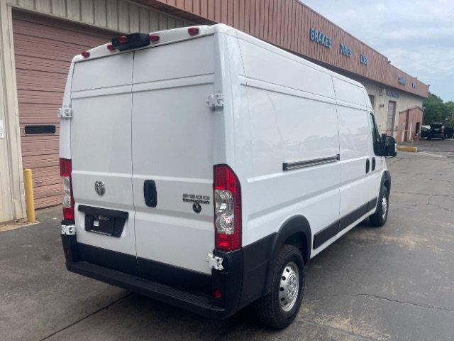 Used 2023 RAM ProMaster 2500 FWD image 6