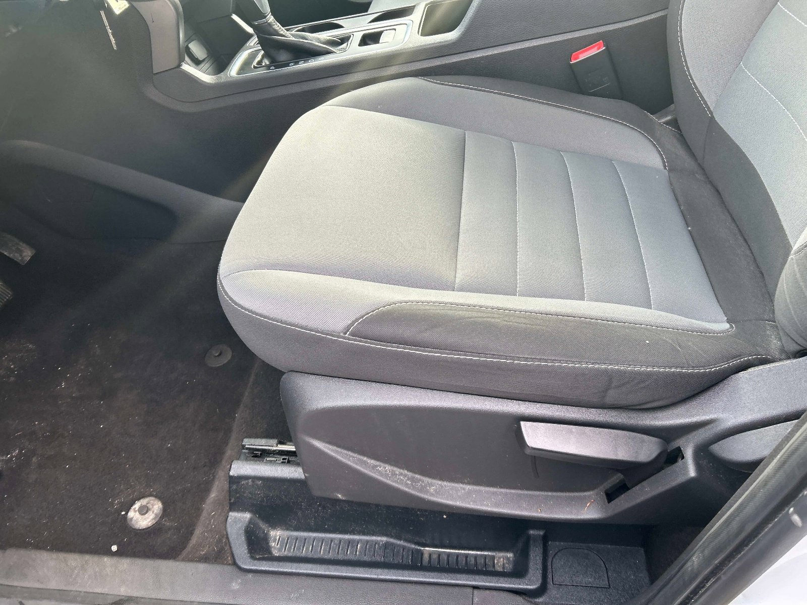 Used 2017 Ford Escape S FWD image 19