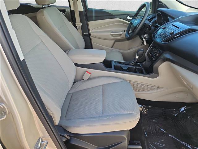 Used 2017 Ford Escape SE FWD image 20