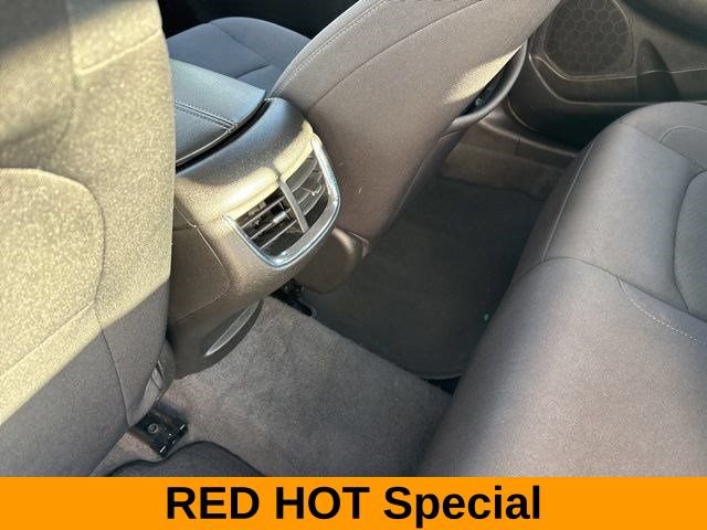Used 2024 Chevrolet Malibu LT FWD image 33