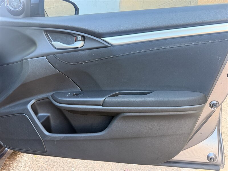 Used 2019 Honda Civic EX image 24