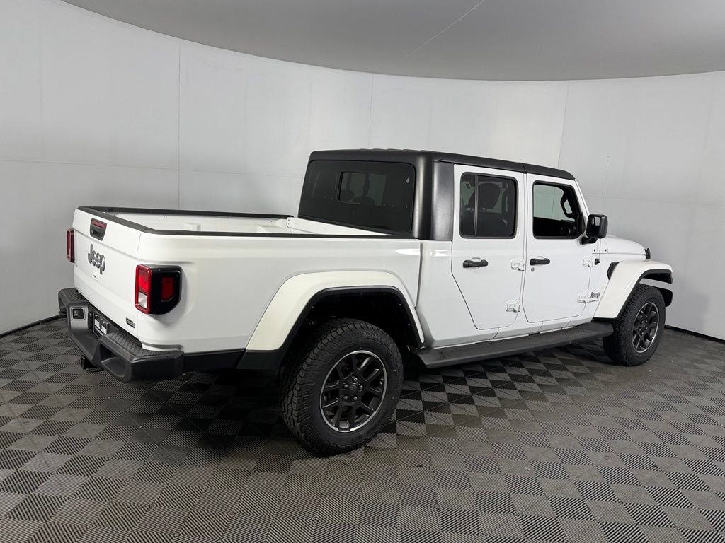 Certified 2023 Jeep Gladiator Overland w/ Popular Equipment Package AWD/4WD image 6