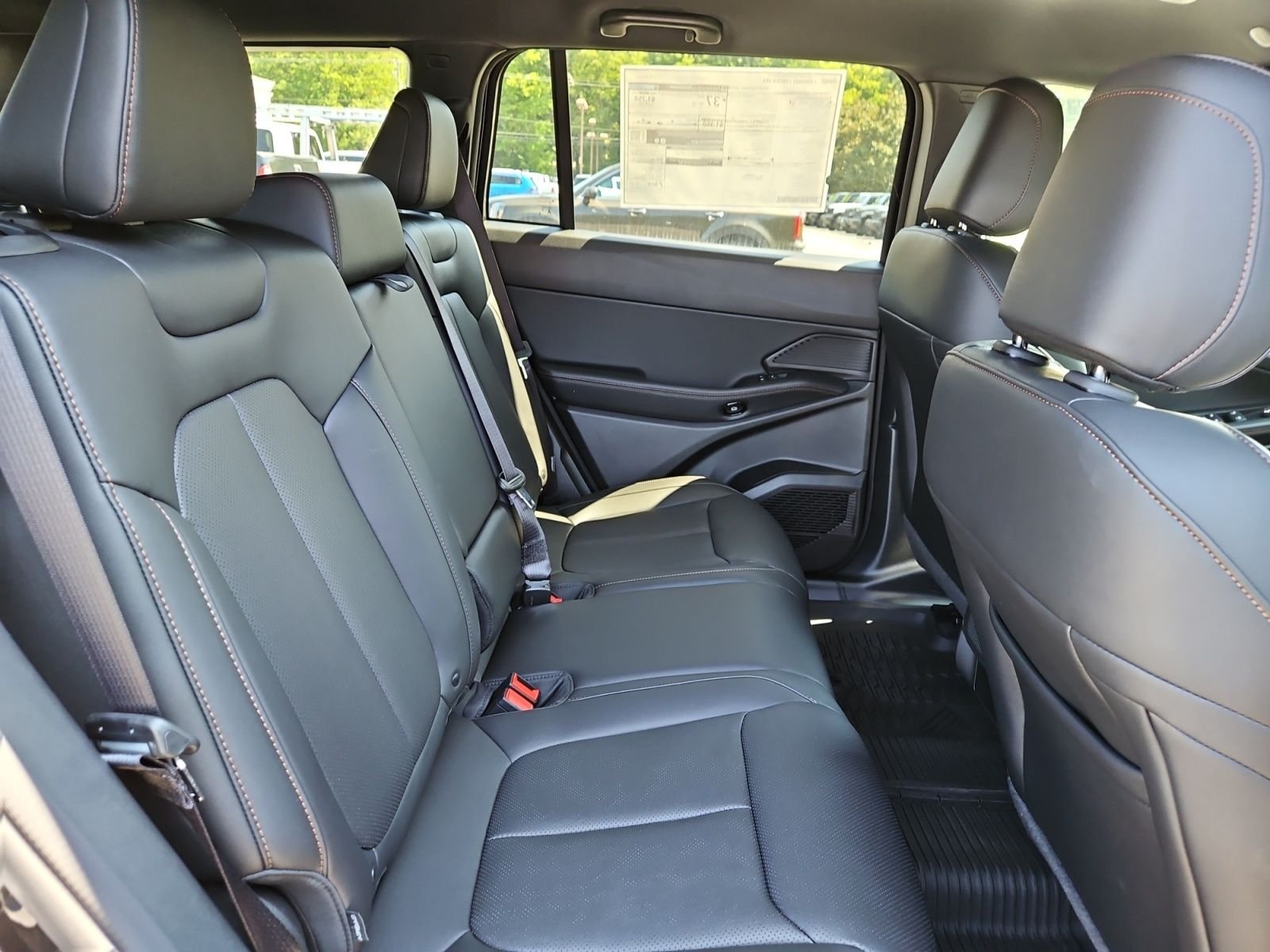 New 2026 Jeep Cherokee Limited AWD/4WD image 17