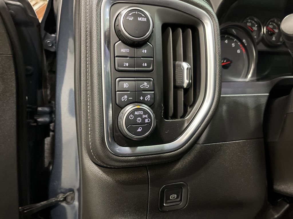 Used 2021 Chevrolet Silverado 1500 LT Trail Boss w/ Convenience Package II image 14