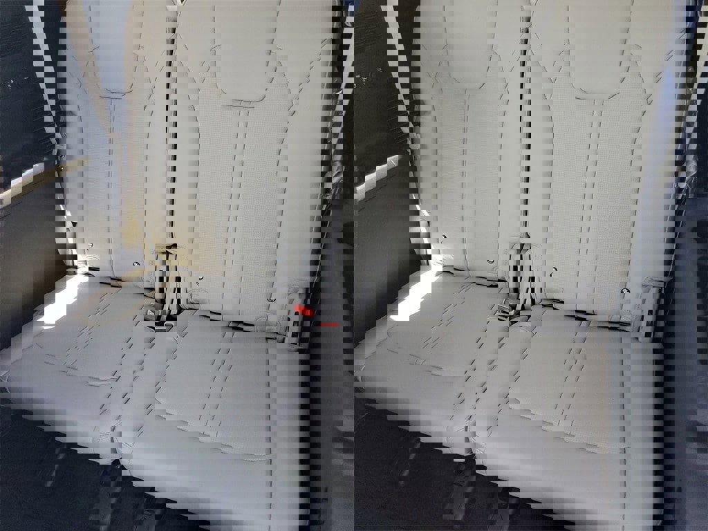 New 2026 Kia Sorento SX image 23