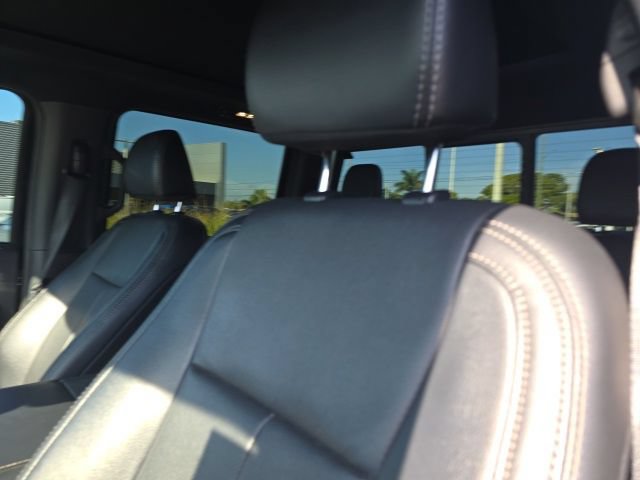 Certified 2022 Ford F250 Lariat w/ Black Appearance Package AWD/4WD image 9