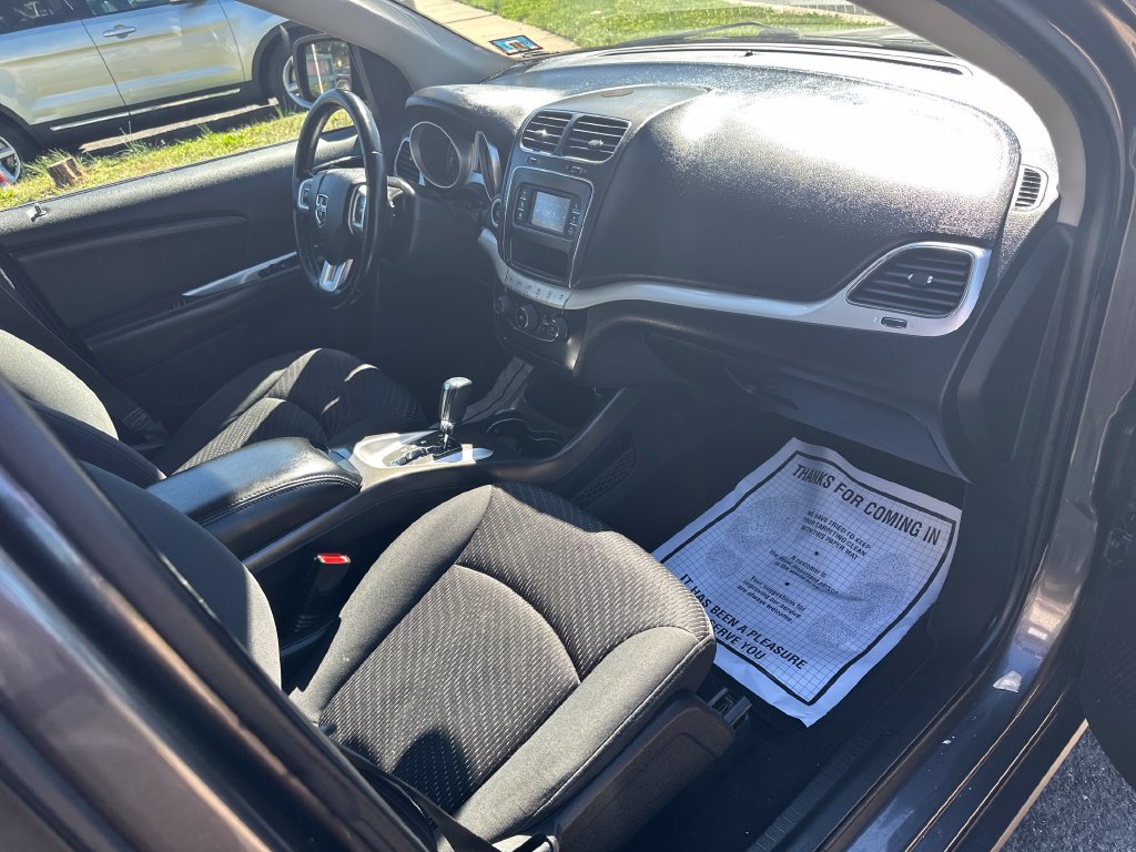 Used 2018 Dodge Journey SE FWD image 22