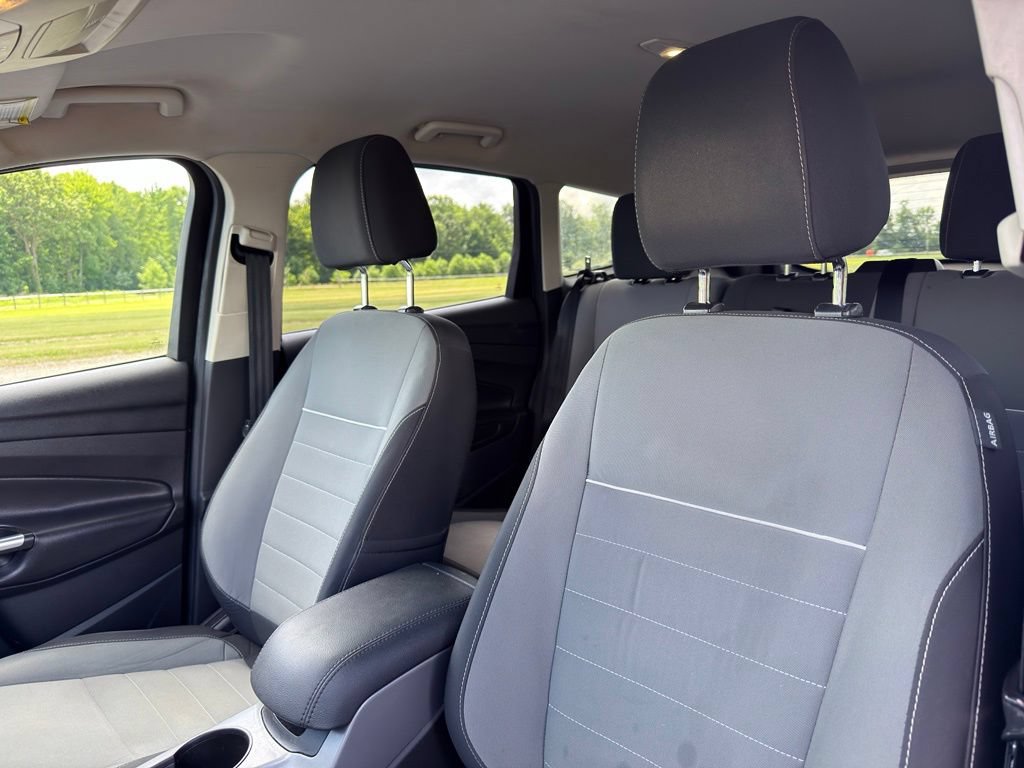 Used 2015 Ford Escape SE FWD image 19