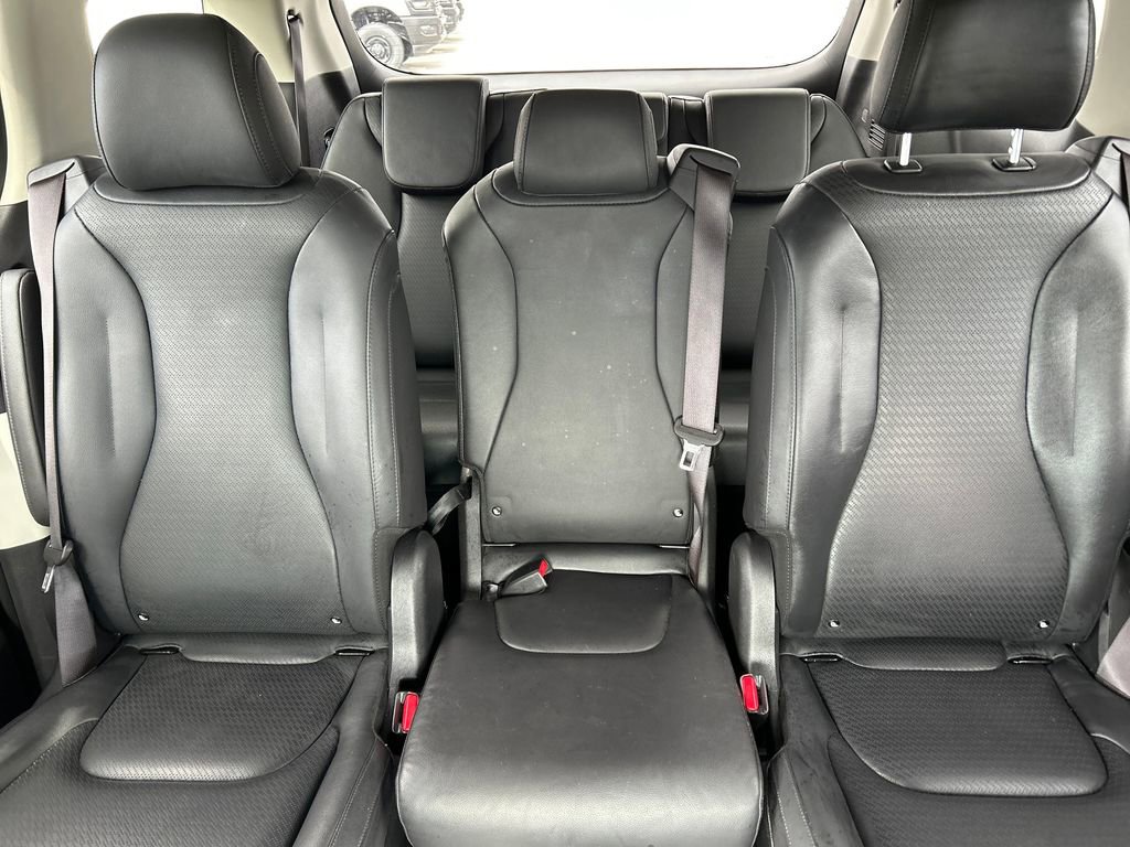 Used 2024 Kia Carnival SX Prestige image 14