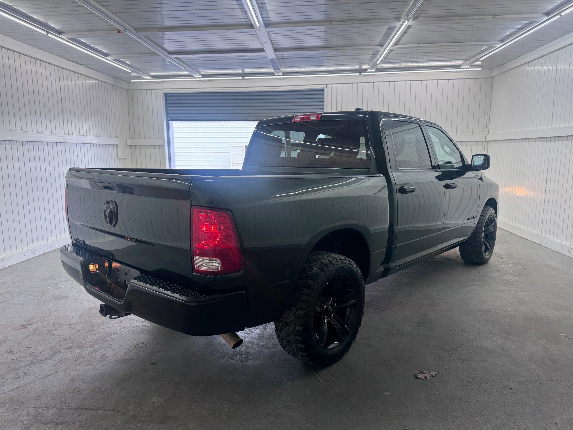 Used 2011 RAM 1500 ST w/ ST Popular Equipment Group AWD/4WD image 5