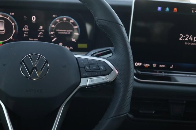 New 2026 Volkswagen Tiguan SE R-Line image 8