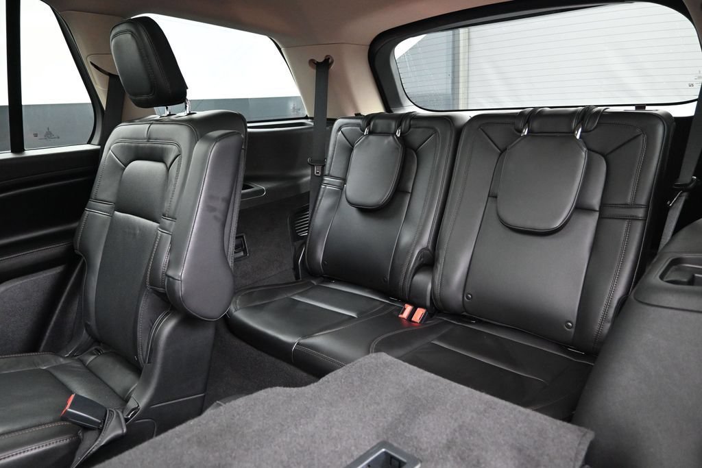 Used 2022 Lincoln Aviator Reserve w/ Equipment Group 201A AWD/4WD image 25