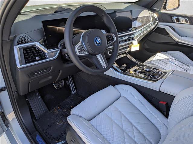 New 2026 BMW X5 xDrive50e AWD/4WD image 3