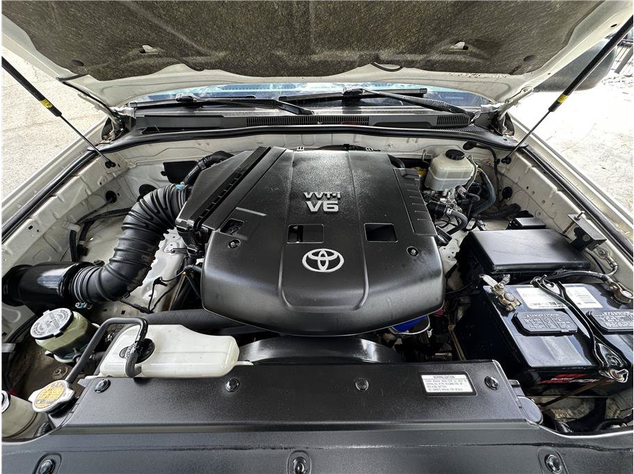 Used 2007 Toyota 4Runner SR5 AWD/4WD image 30