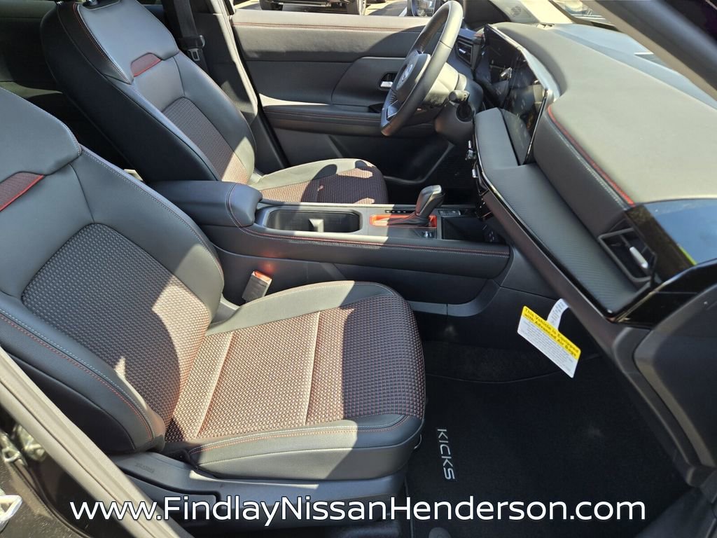 Used 2025 Nissan Kicks SR FWD image 16