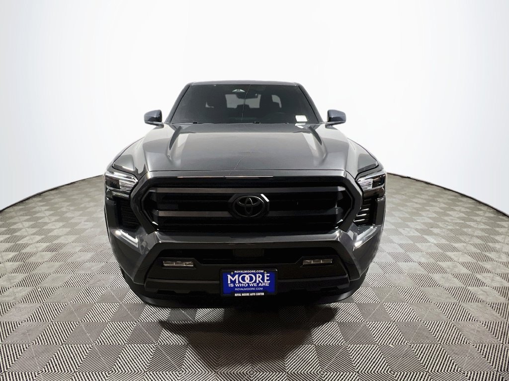 Certified 2026 Toyota Tacoma SR5 AWD/4WD image 2